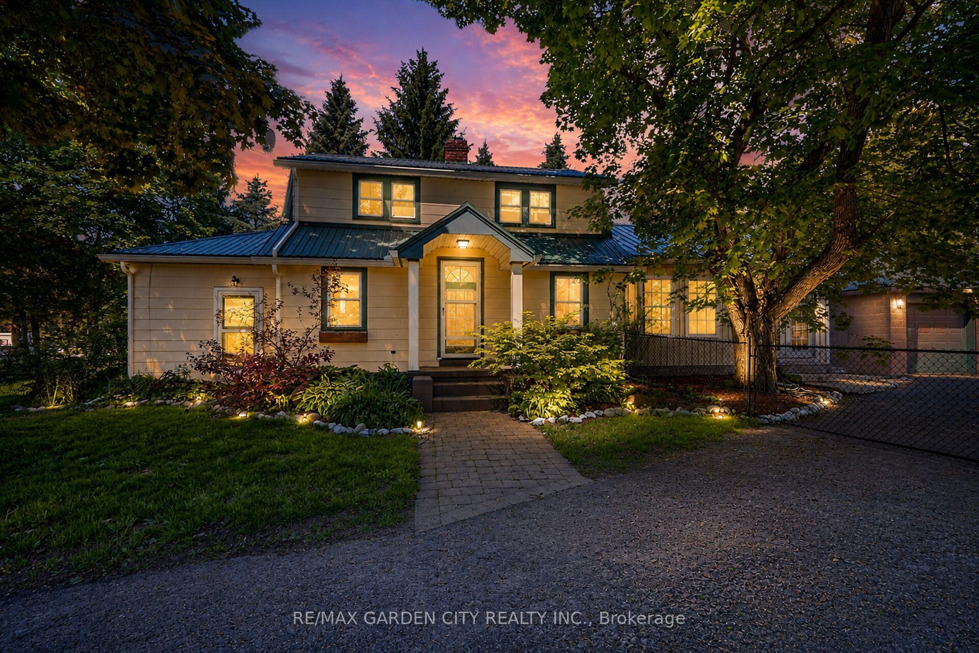 323 Regional 20 Road, Pelham, ON, exterior
