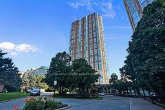 909 - 7 Concorde Place, Toronto C13, ON, exterior