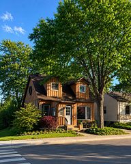 31 Hunter Street, Hamilton, ON, exterior