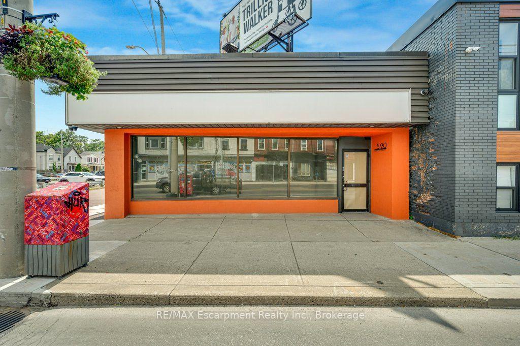 590 Barton Street E, Hamilton, ON, exterior