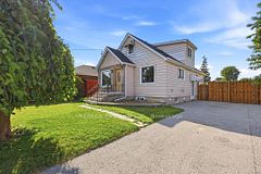 Lower - 40 Byng Avenue, Oshawa, ON, exterior