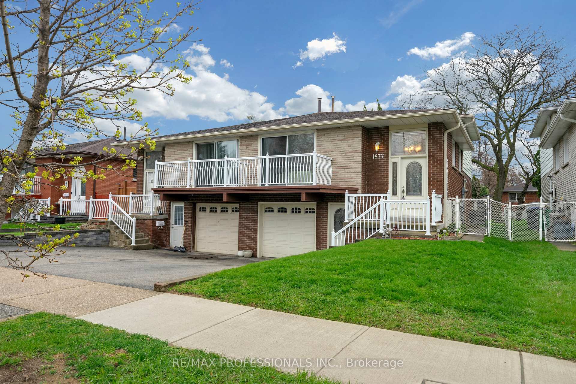1877 Silverberry Crescent, Mississauga, ON, exterior