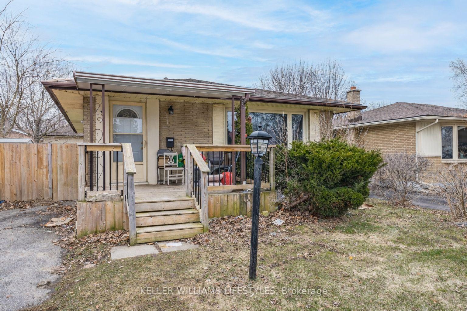 9 Buchan Road, London East, ON, exterior