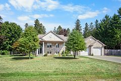 2670 Putnam Road, Thames Centre, ON, exterior