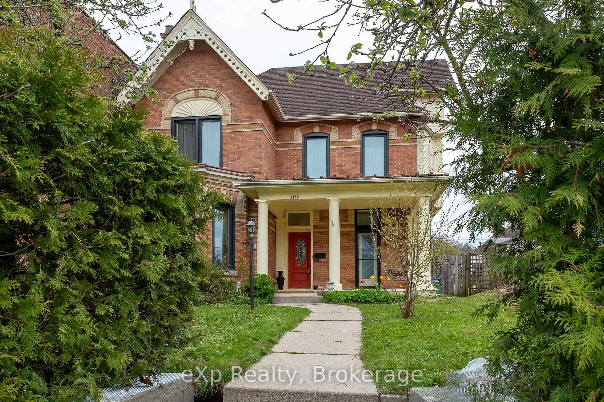 1115 4th Avenue E, Owen Sound, ON, exterior