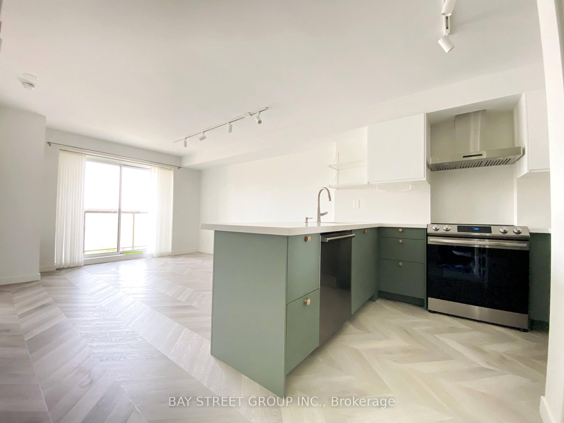 402 - 140 Bathurst Street, Toronto C01, ON, exterior