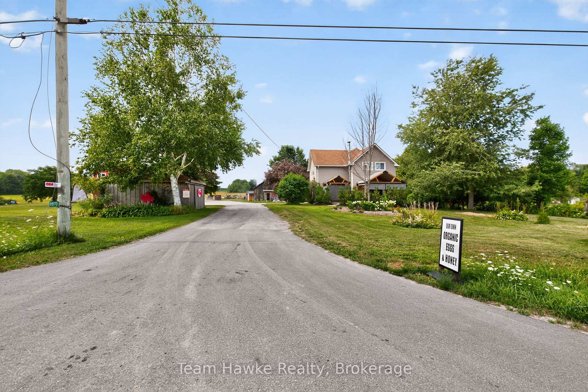 8870 County 93 Road, Midland, ON, exterior