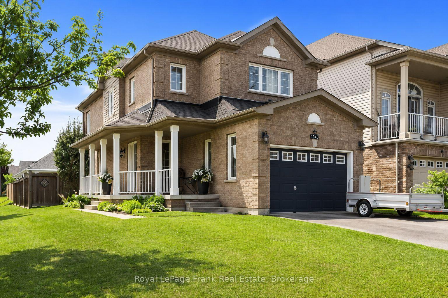 1340 Wadebridge Crescent, Oshawa, ON, exterior