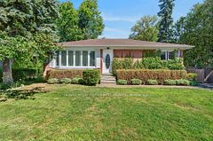 154 Hollingsworth Drive, King, ON, exterior