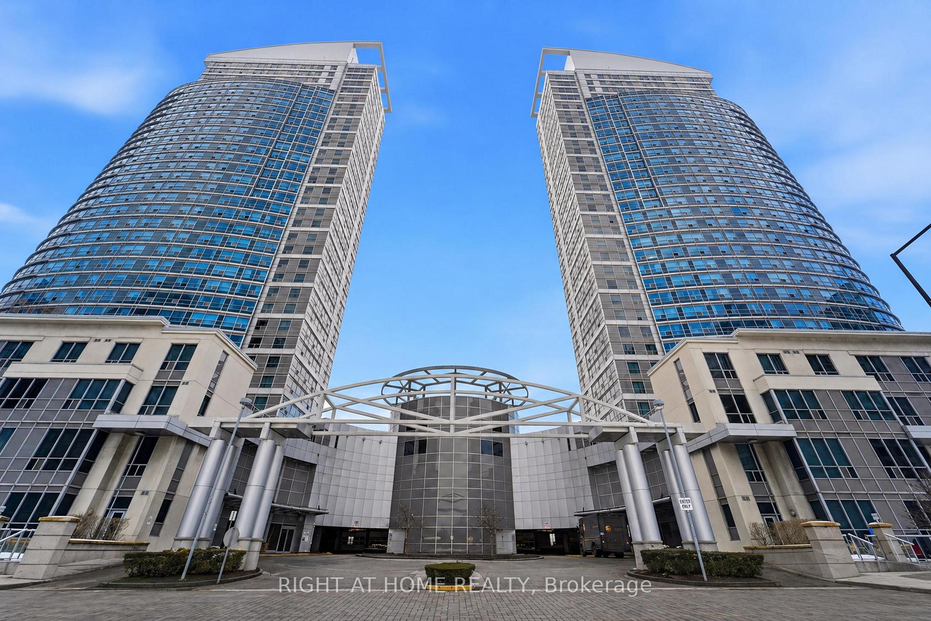 1612 - 38 Lee Centre Drive, Toronto E09, ON, exterior