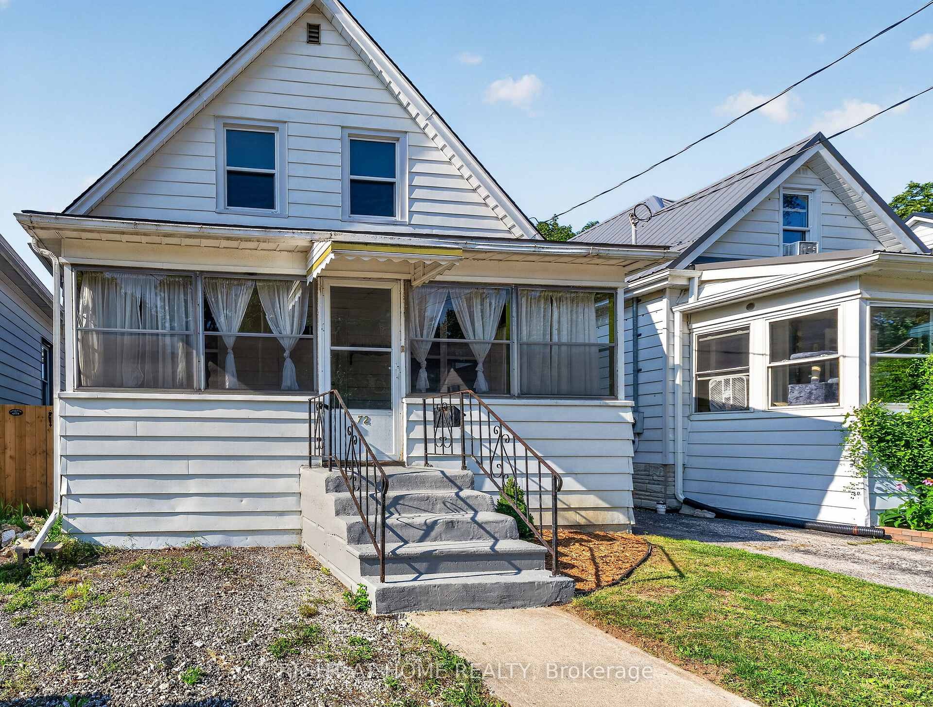 72 Maple Street, St. Thomas, ON, exterior