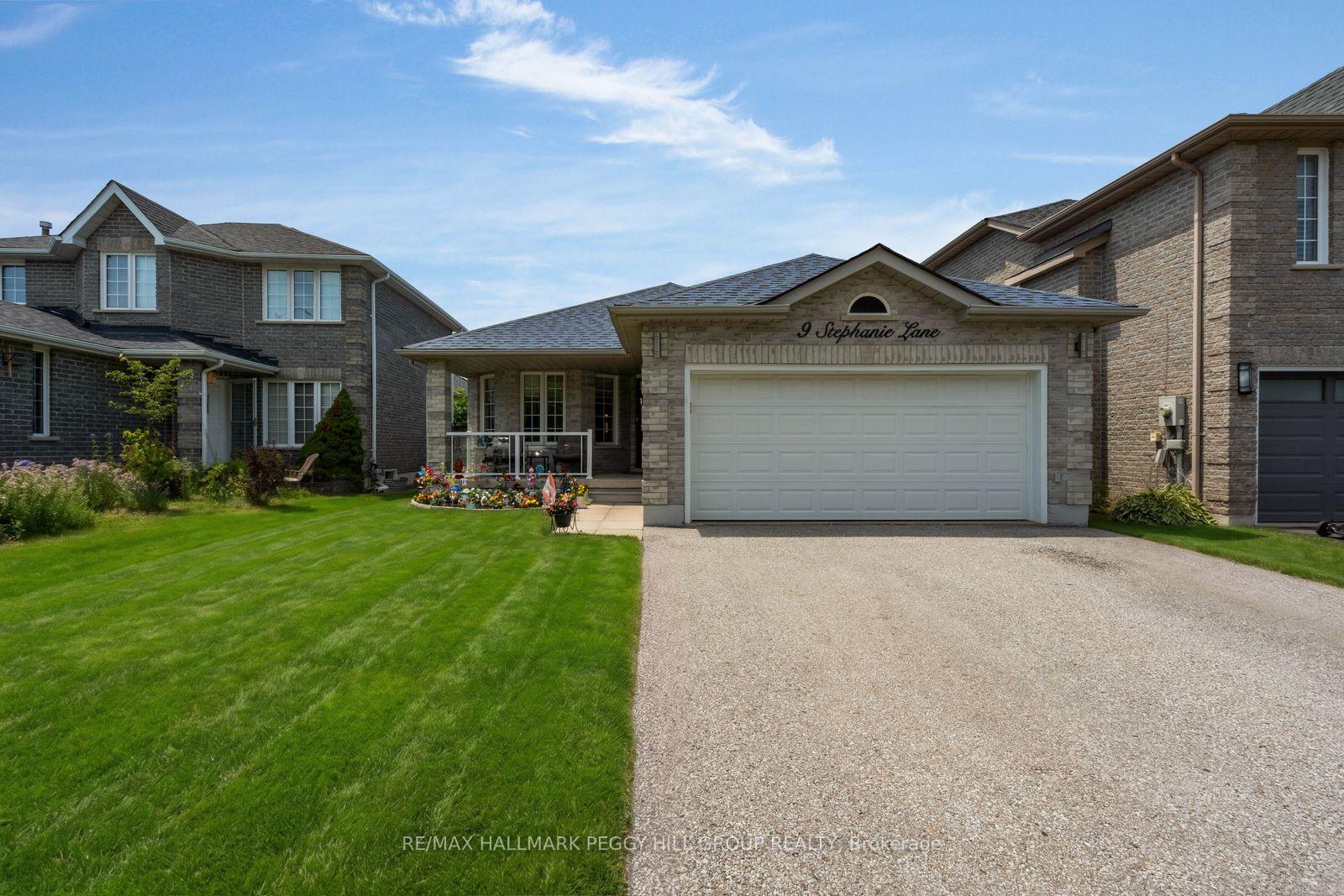 9 Stephanie Lane, Barrie, ON, exterior