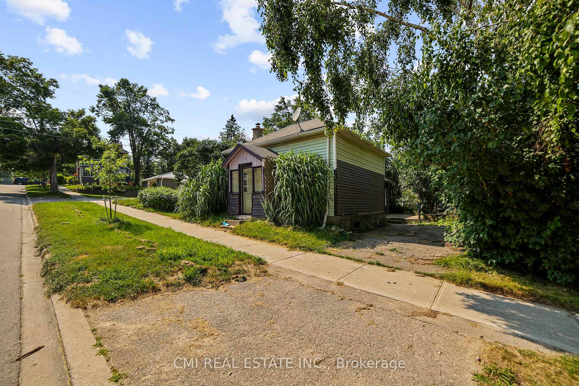 120 Second Avenue E, Shelburne, ON, exterior