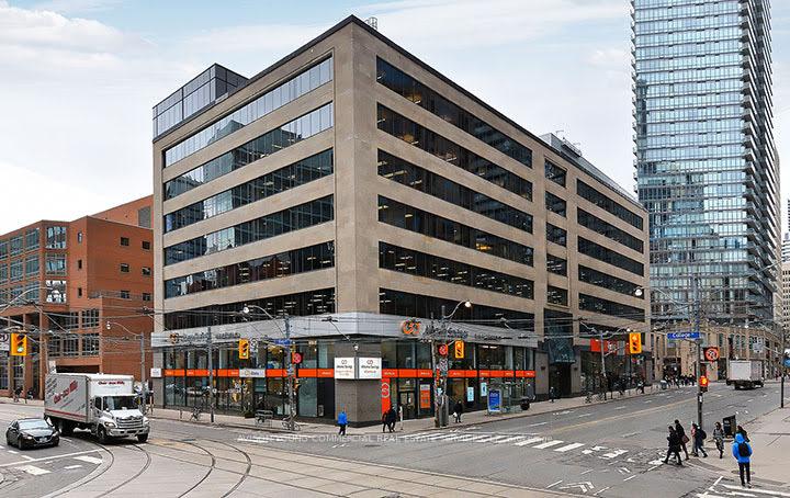 5,6,7,8 FL - 800 Bay Street, Toronto C01, ON, exterior