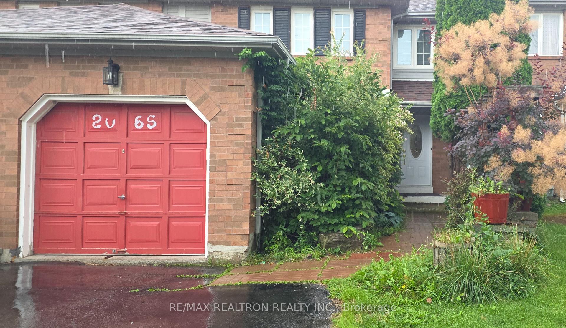 2065 Blue Ridge Crescent, Pickering, ON, exterior
