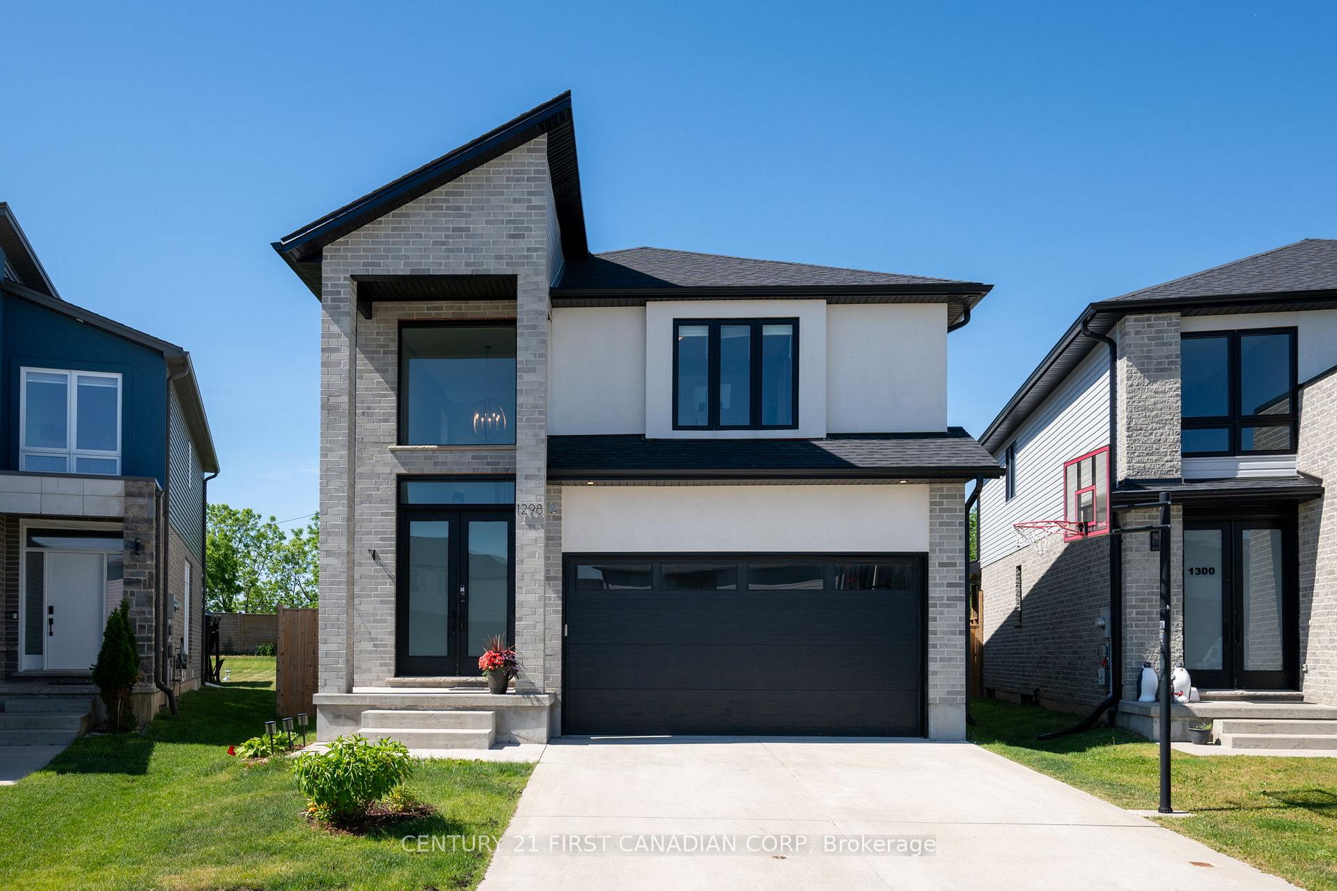 1298 SANDBAR Street, London North, ON, exterior