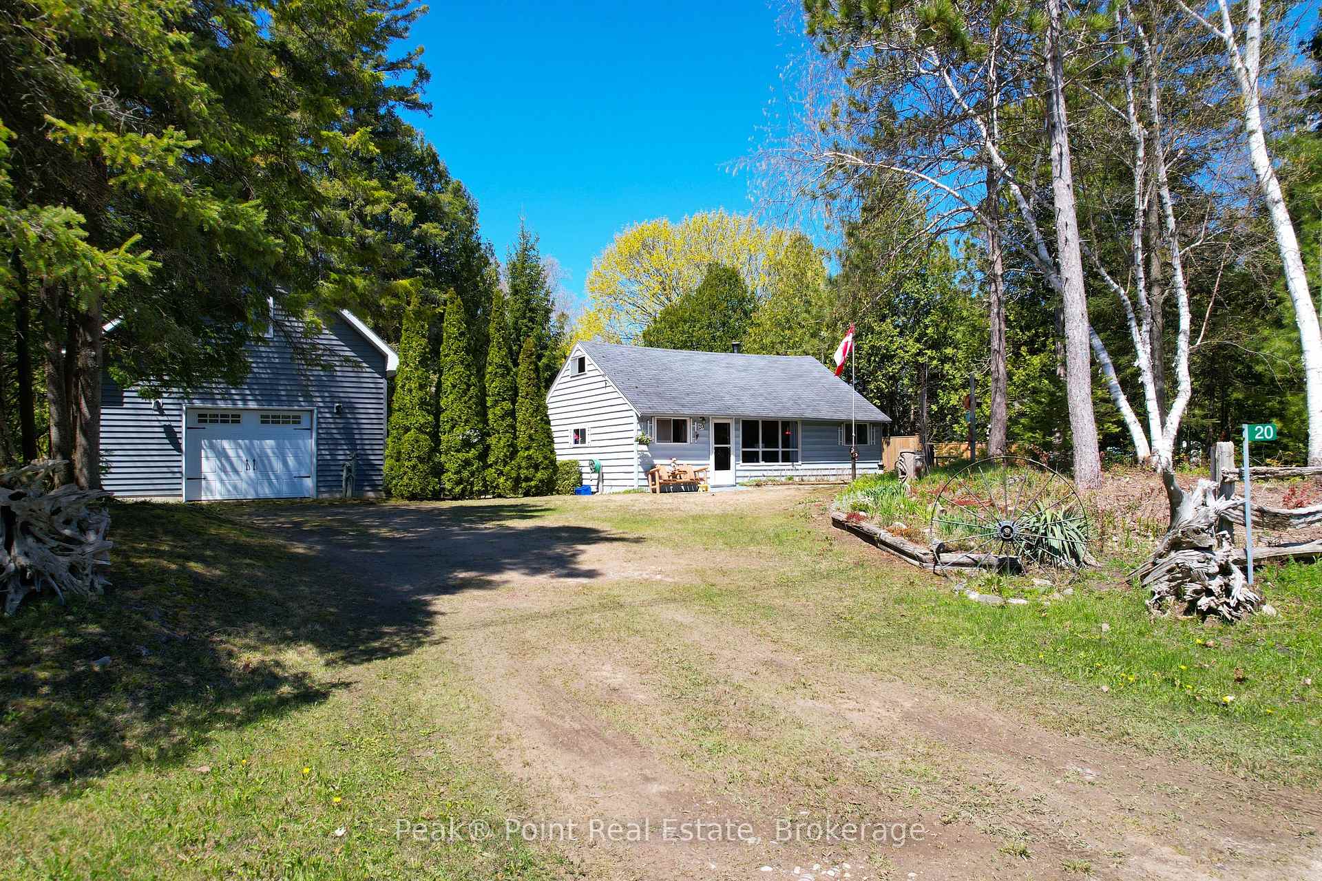 20 Clarence Avenue, South Bruce Peninsula, ON, exterior