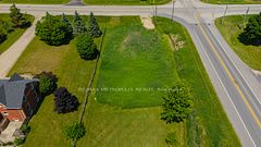 7462 Wellington 11 Road, Mapleton, ON, exterior