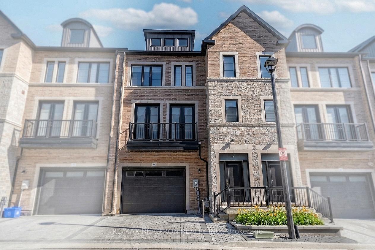 22 - 260 Eagle Street, Newmarket, ON, exterior