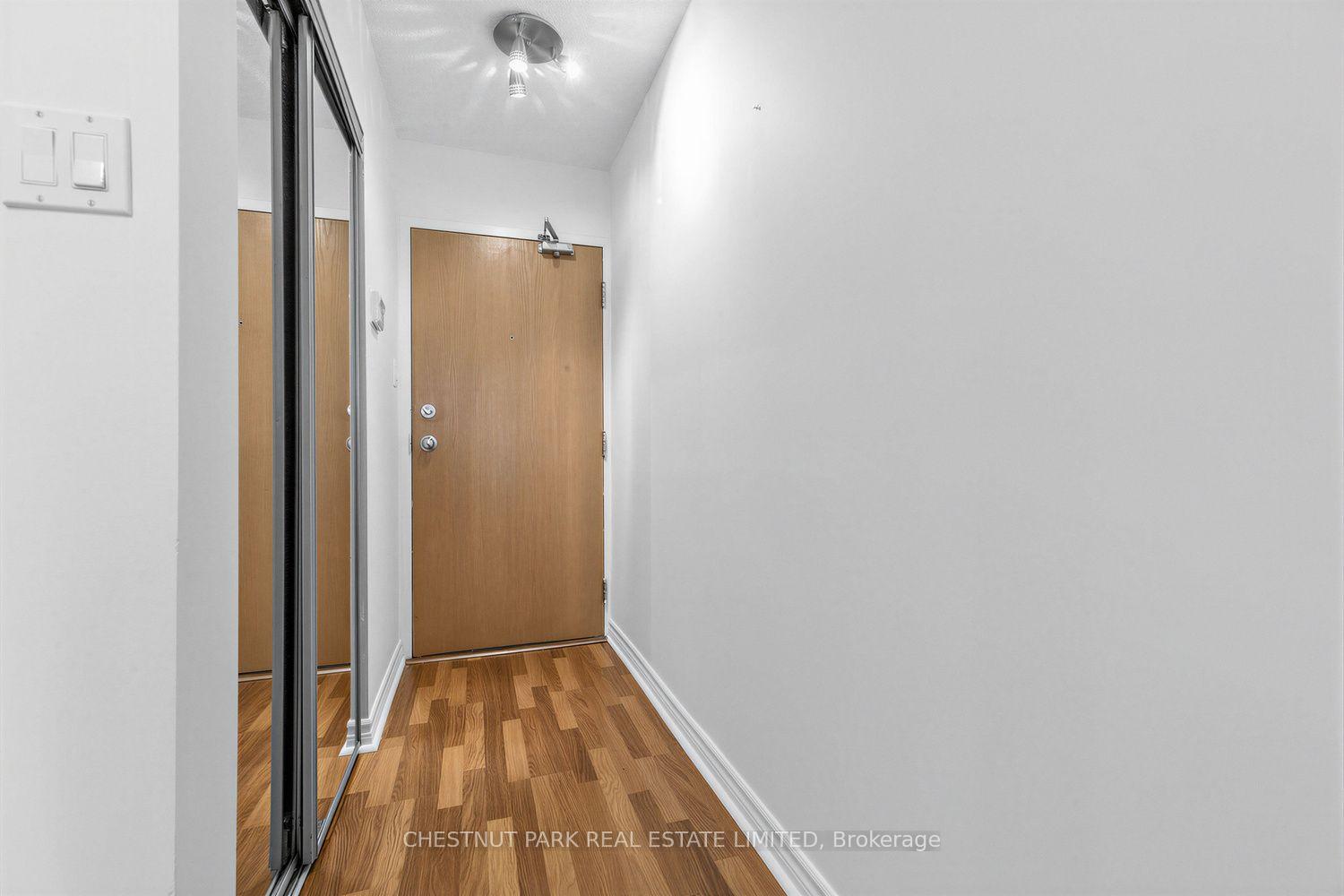 409 - 160 Baldwin Street, Toronto C01, ON, exterior