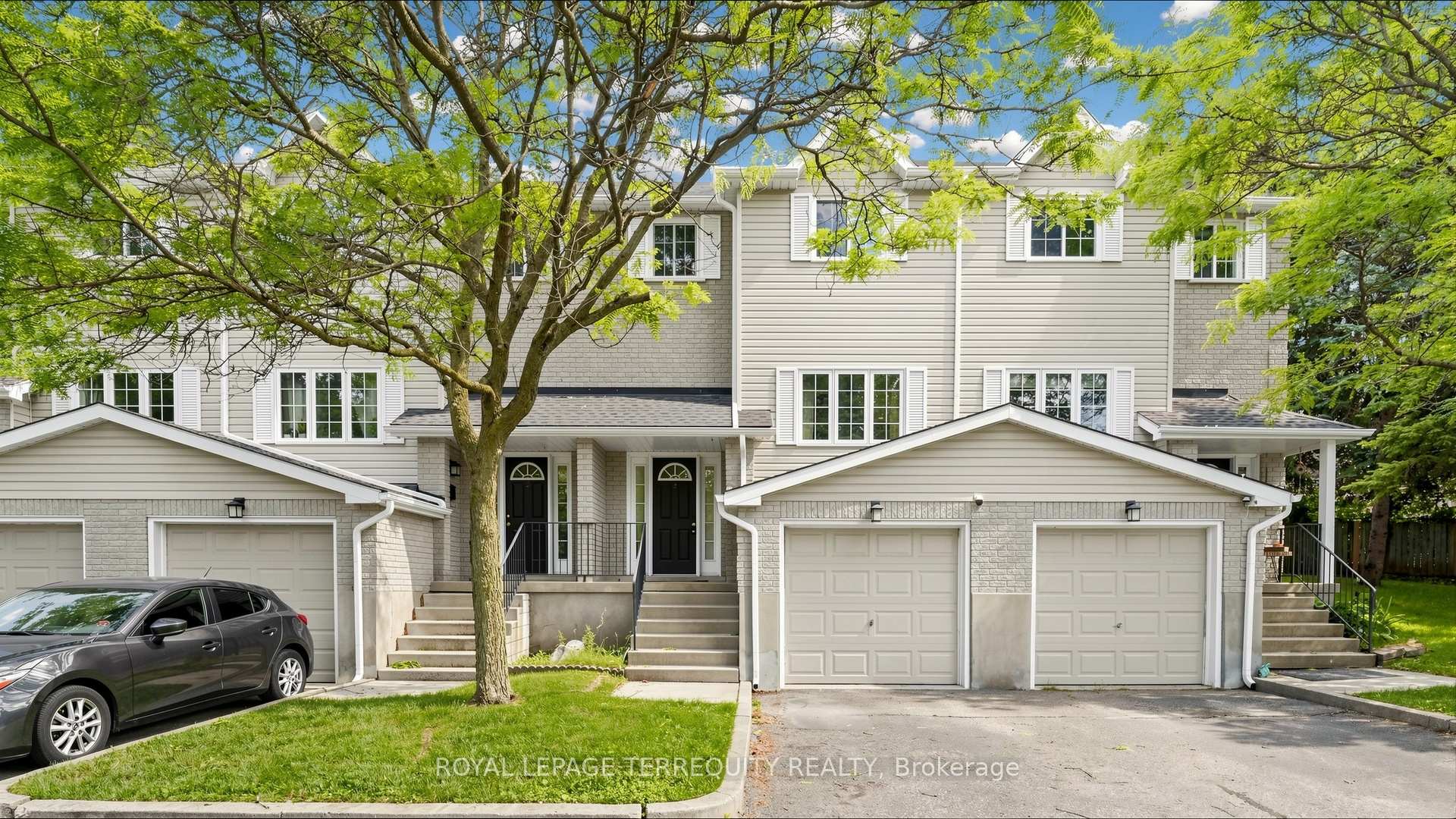 2 - 700 Champlain Boulevard, Cambridge, ON, exterior