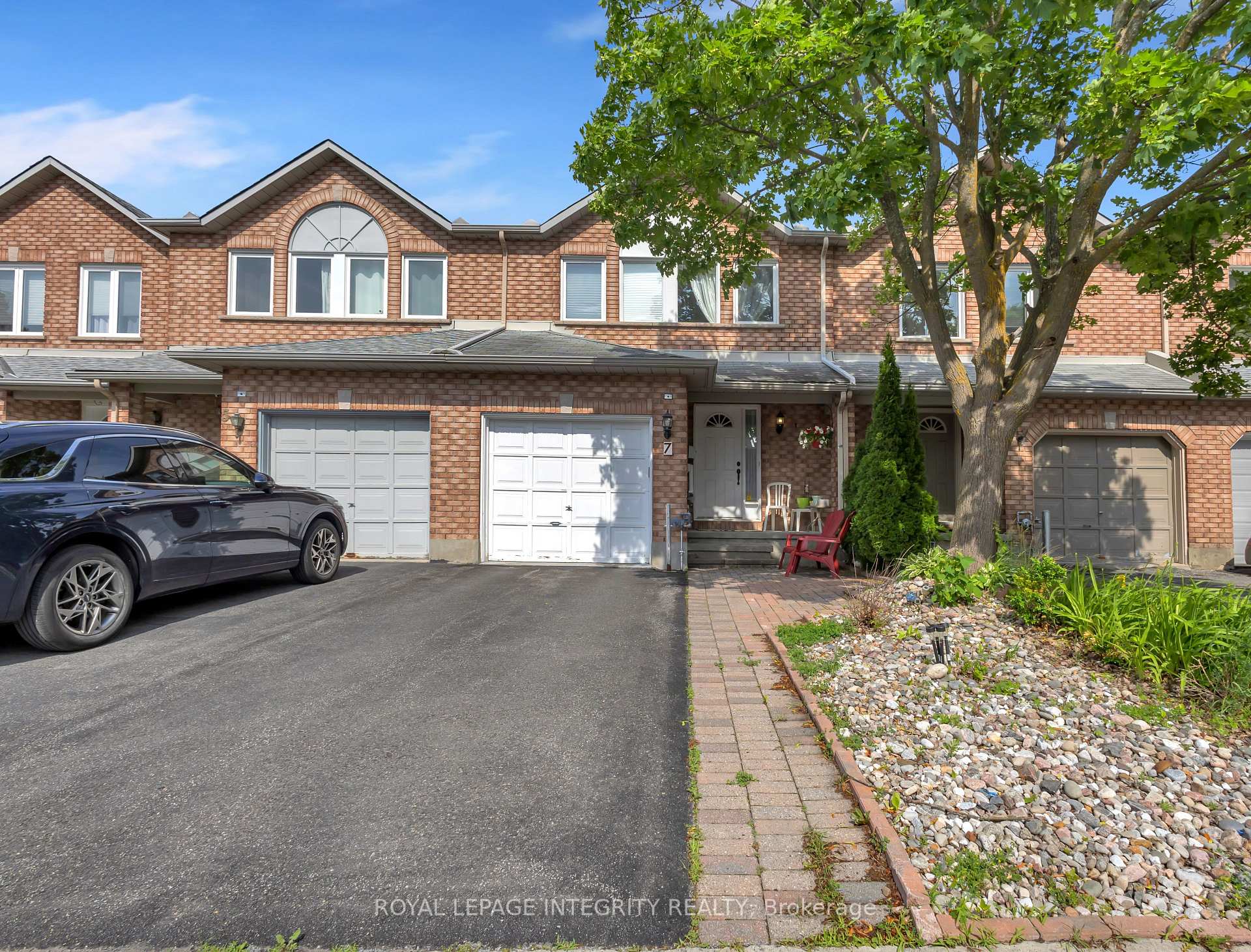 7 Westpointe Crescent, South of Baseline to Knoxdale, ON, exterior