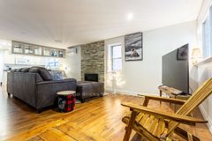 648 10th Line, Innisfil, ON, exterior