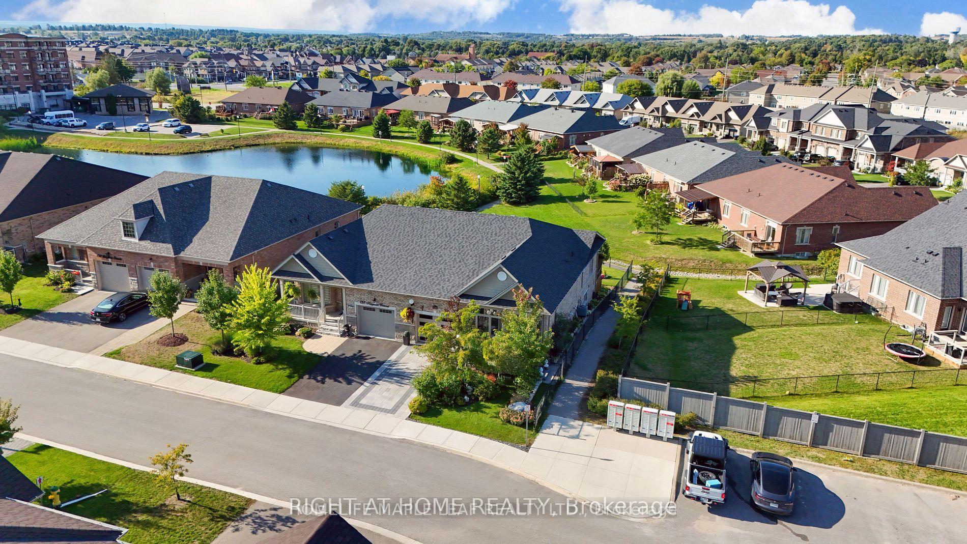 126 Kingsmere Crescent, New Tecumseth, ON, exterior