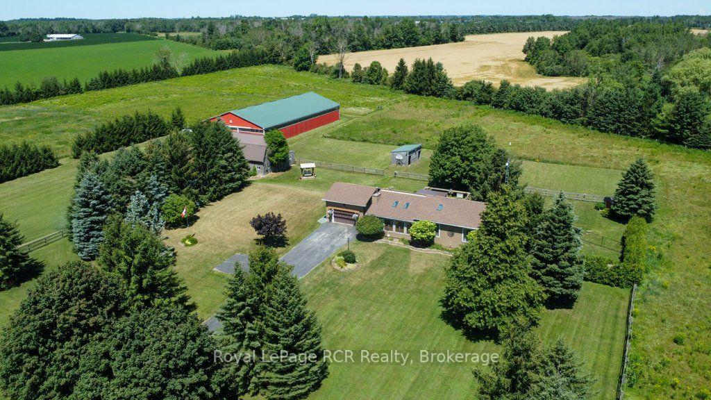 7195 Sixteenth Line, Mapleton, ON, exterior