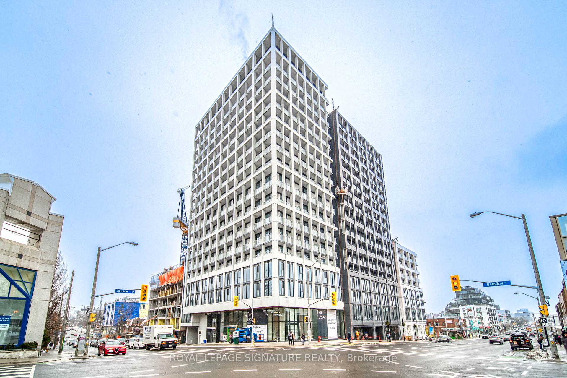 807 - 2020 Bathurst Street, Toronto C03, ON, exterior