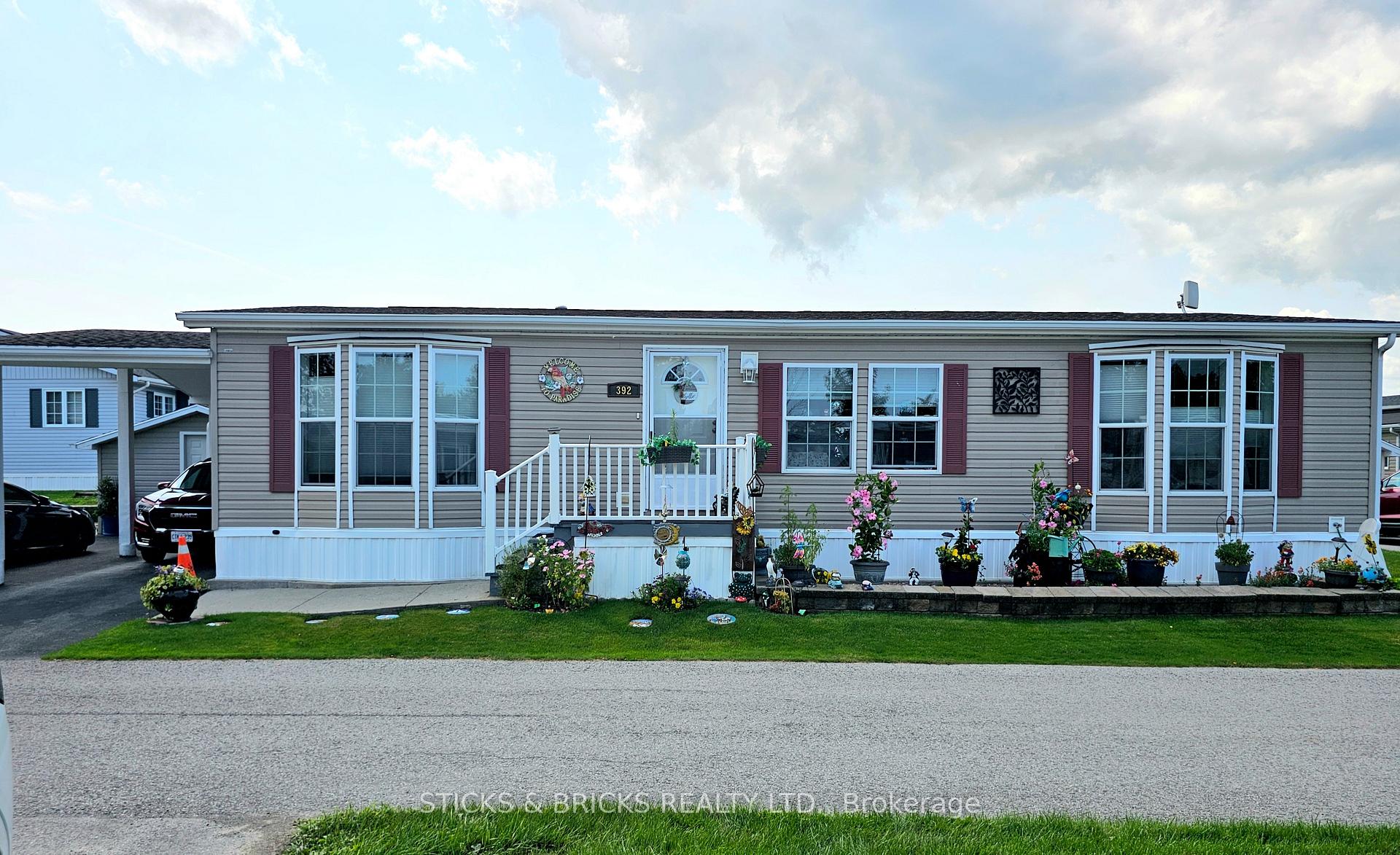 392 - 3033 Townline Road, Fort Erie, ON, exterior