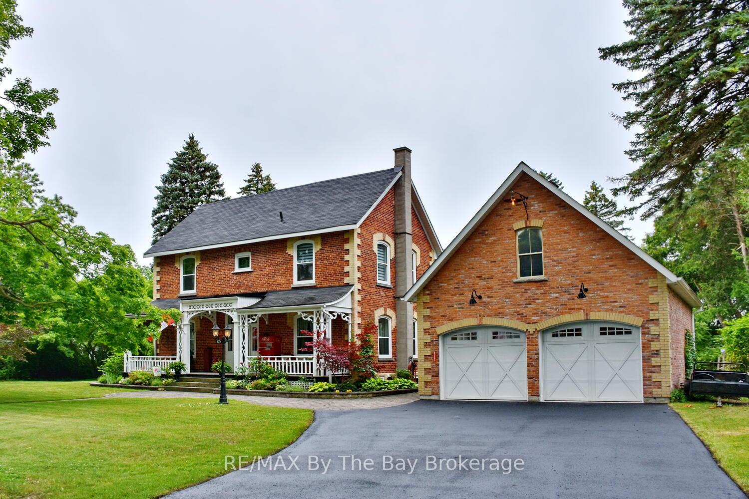 214 Elm Street, Clearview, ON, exterior
