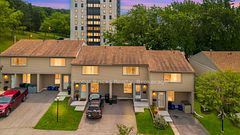 27 - 15 Green Valley Drive, Kitchener, ON, exterior