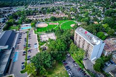 906 - 212 Kerr Street, Oakville, ON, exterior