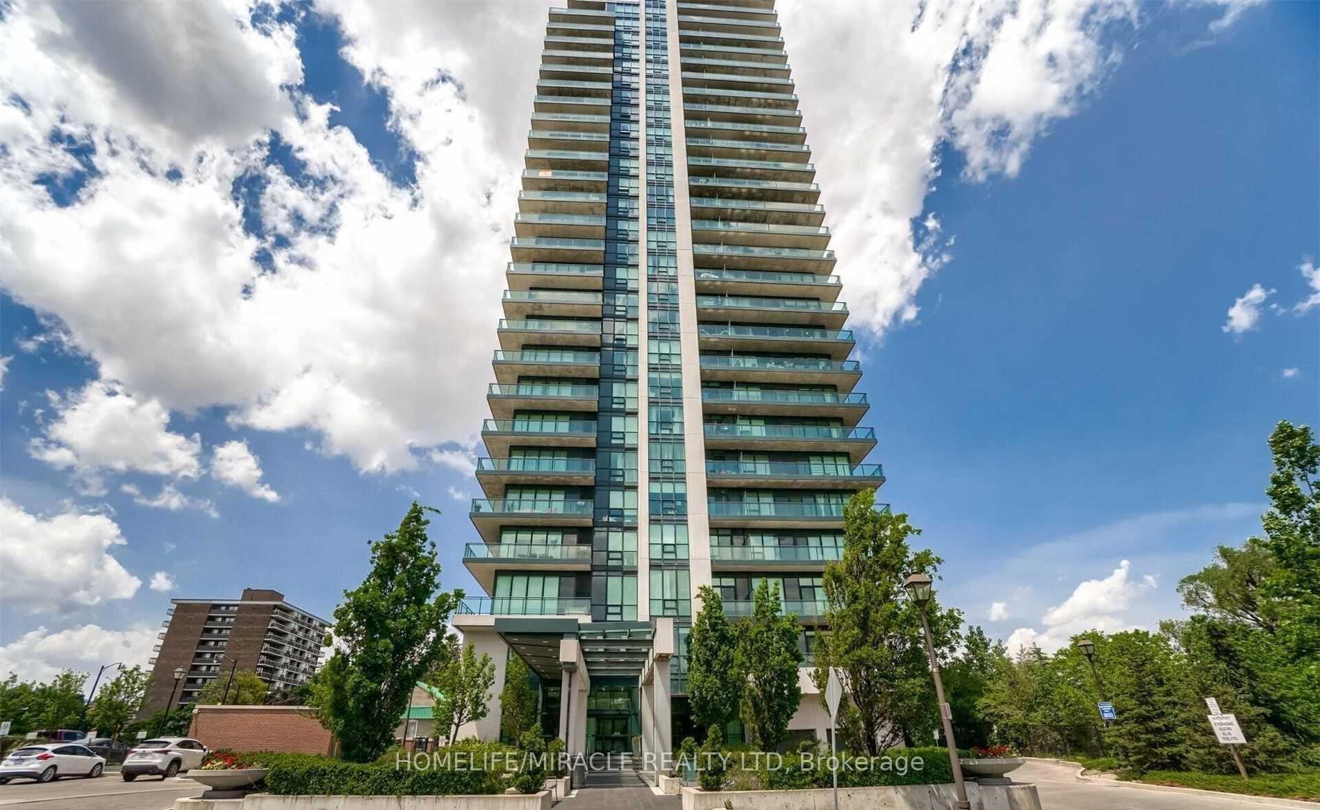 1002 - 100 John Street, Brampton, ON, exterior