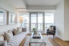 4710 - 1 Bloor Street E, Toronto C01, ON, exterior