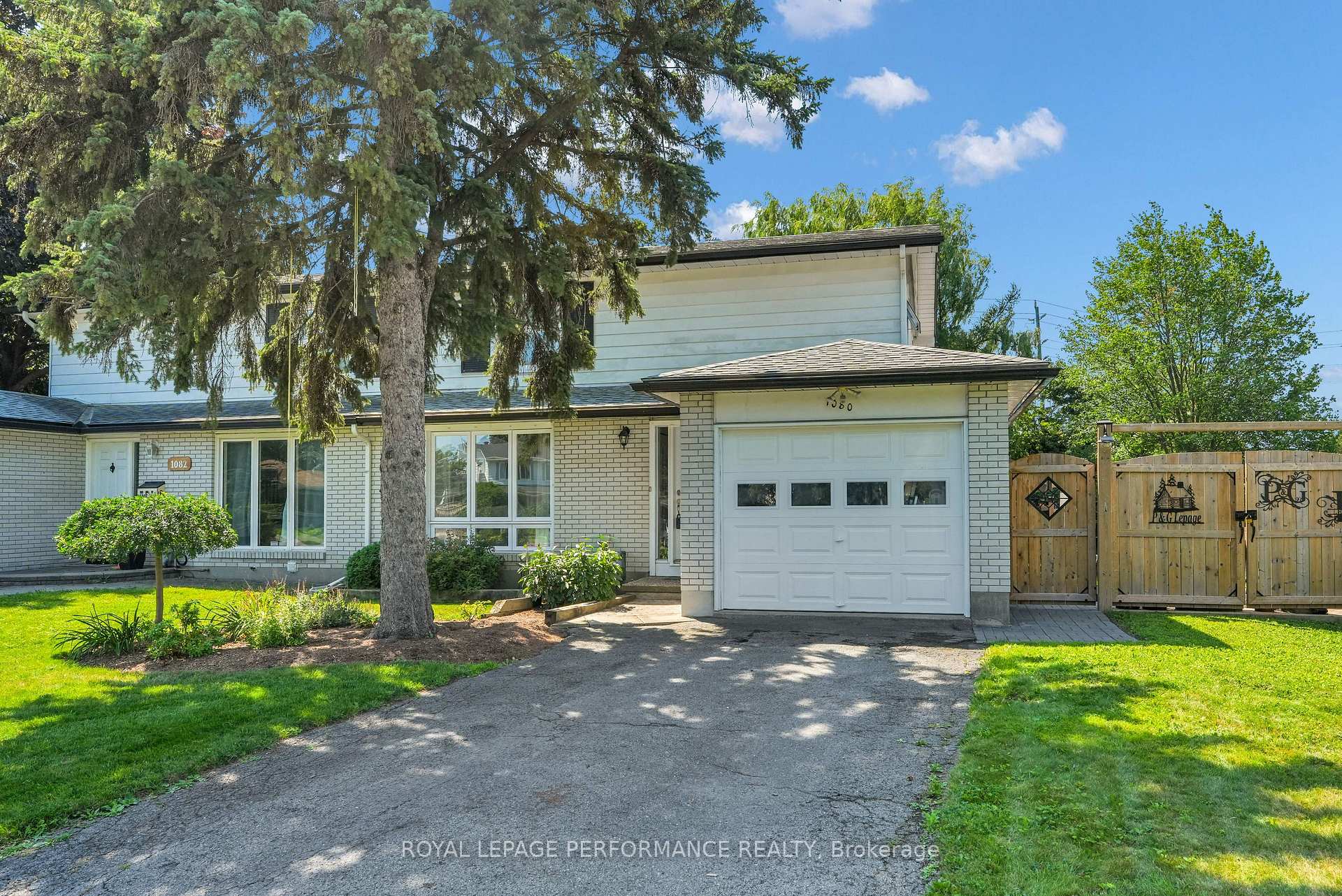 1080 Cloverlawn Court, Beacon Hill North - South and Area, ON, exterior