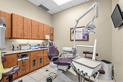 43 - 150 New Delhi Drive, Markham, ON, exterior