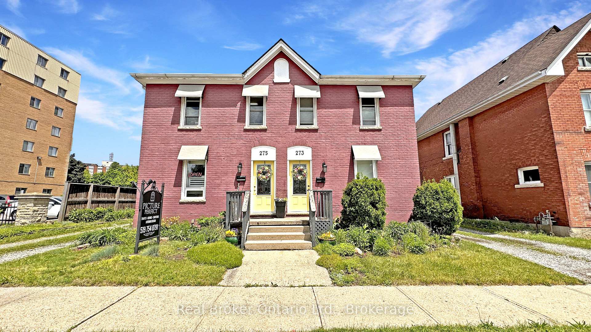 273-275 Brant Avenue, Brantford, ON, exterior