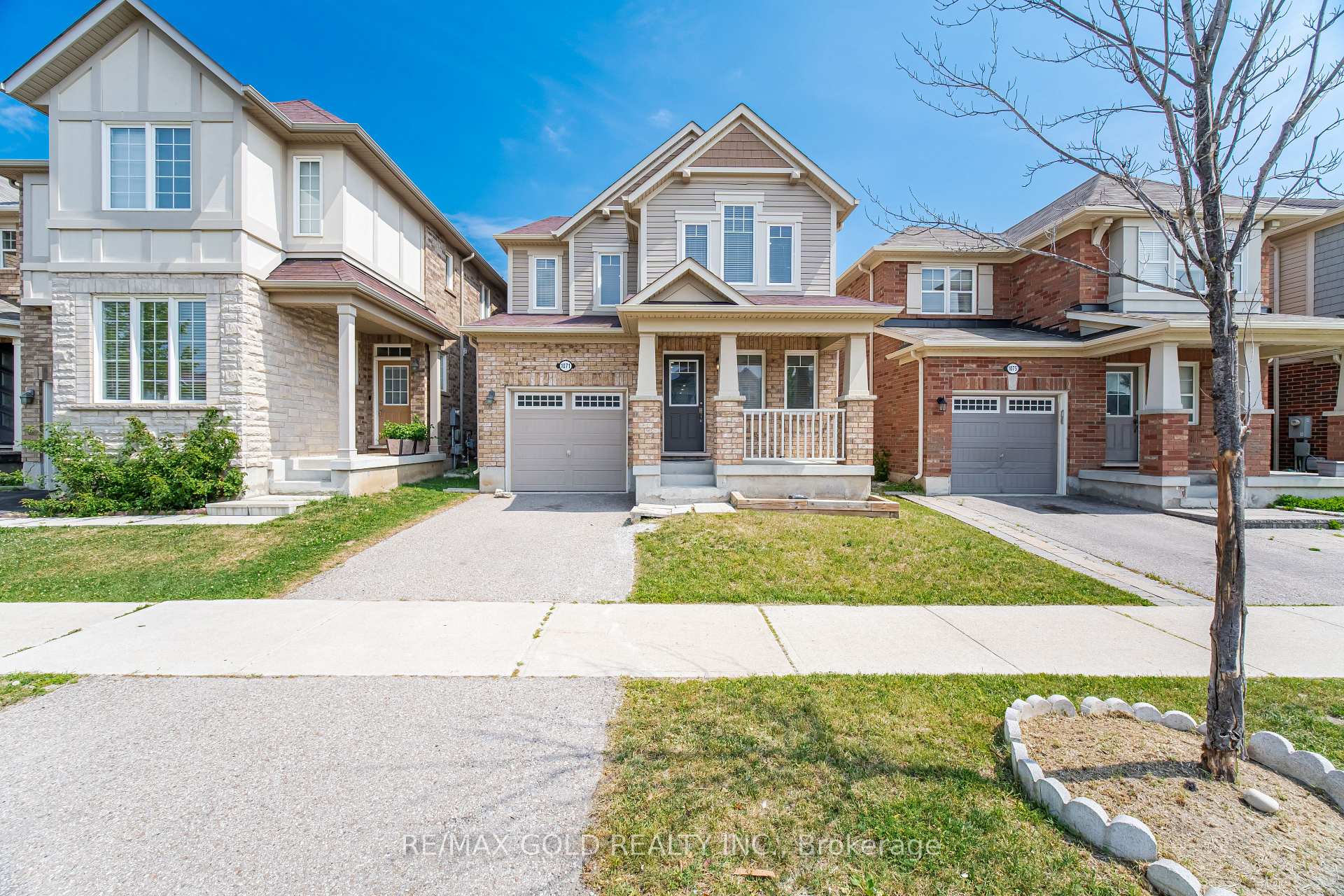 1071 Savoline Boulevard, Milton, ON, exterior