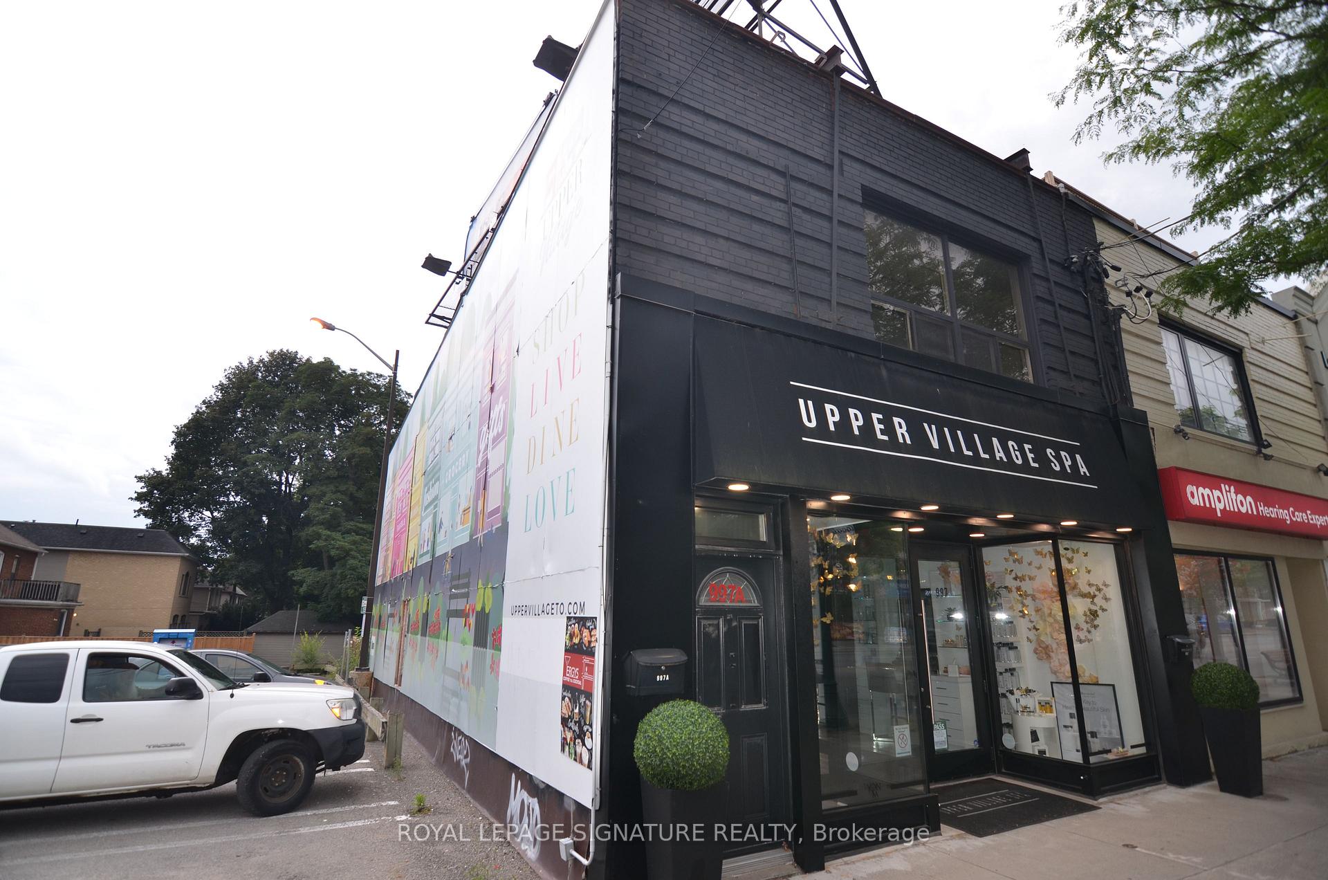 997 Eglinton Avenue W, Toronto C03, ON, exterior