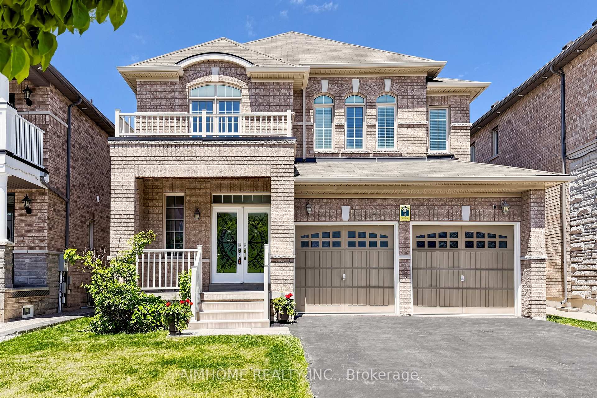 6 Valerian Street, Brampton, ON, exterior