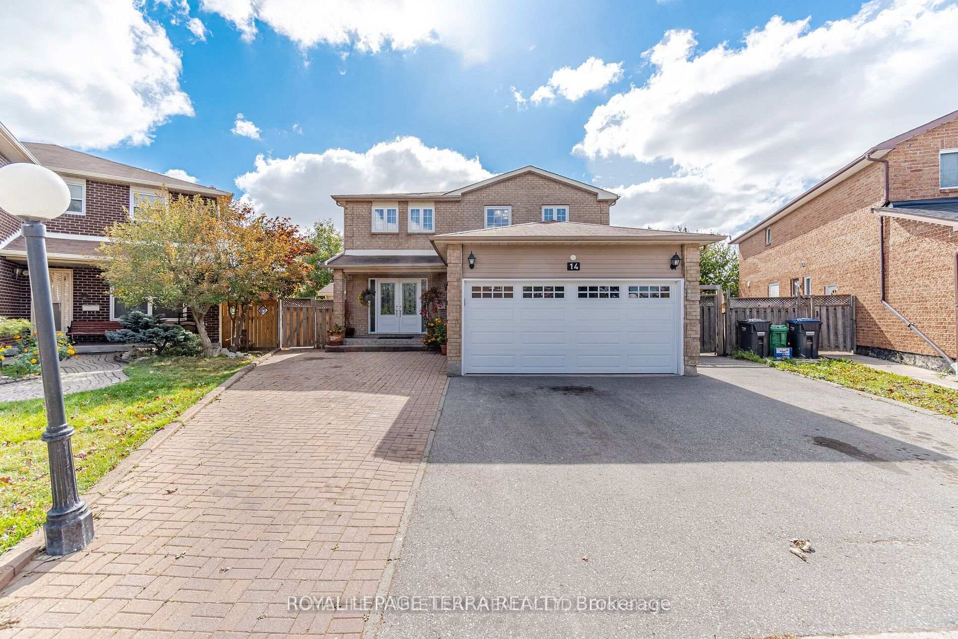14 Sheringham Street, Brampton, ON, exterior