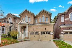216 Butternut Ridge Trail, Aurora, ON, exterior