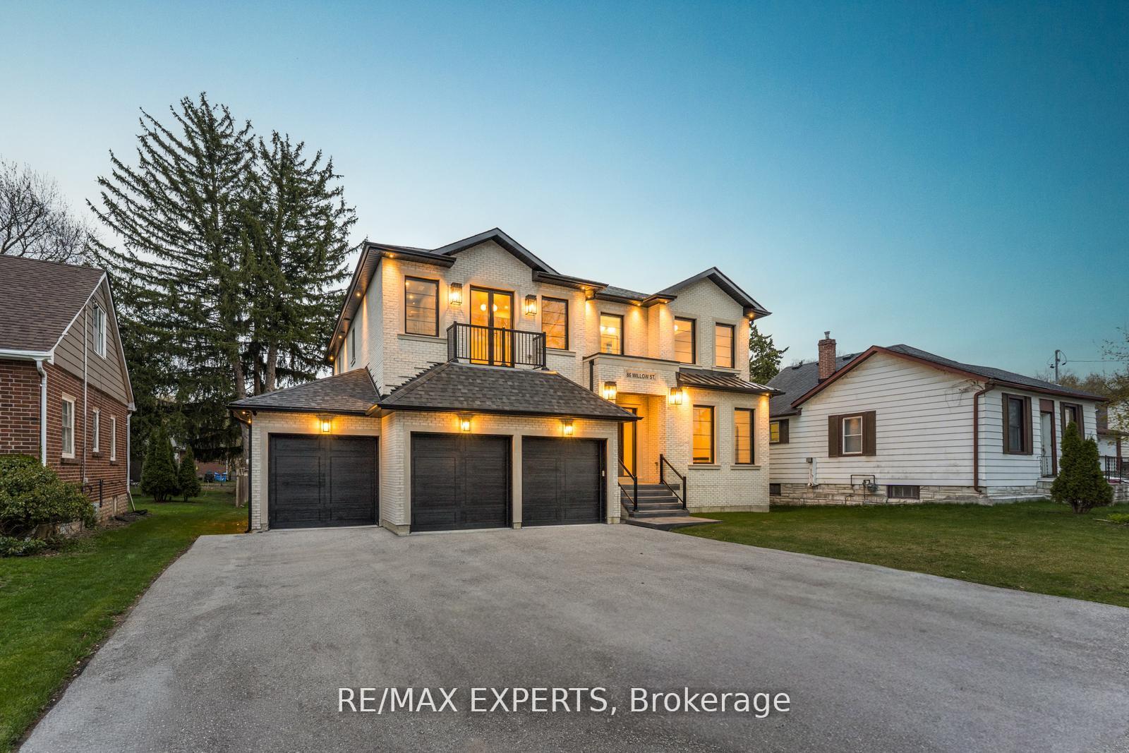 86 Willow Street, Caledon, ON, exterior