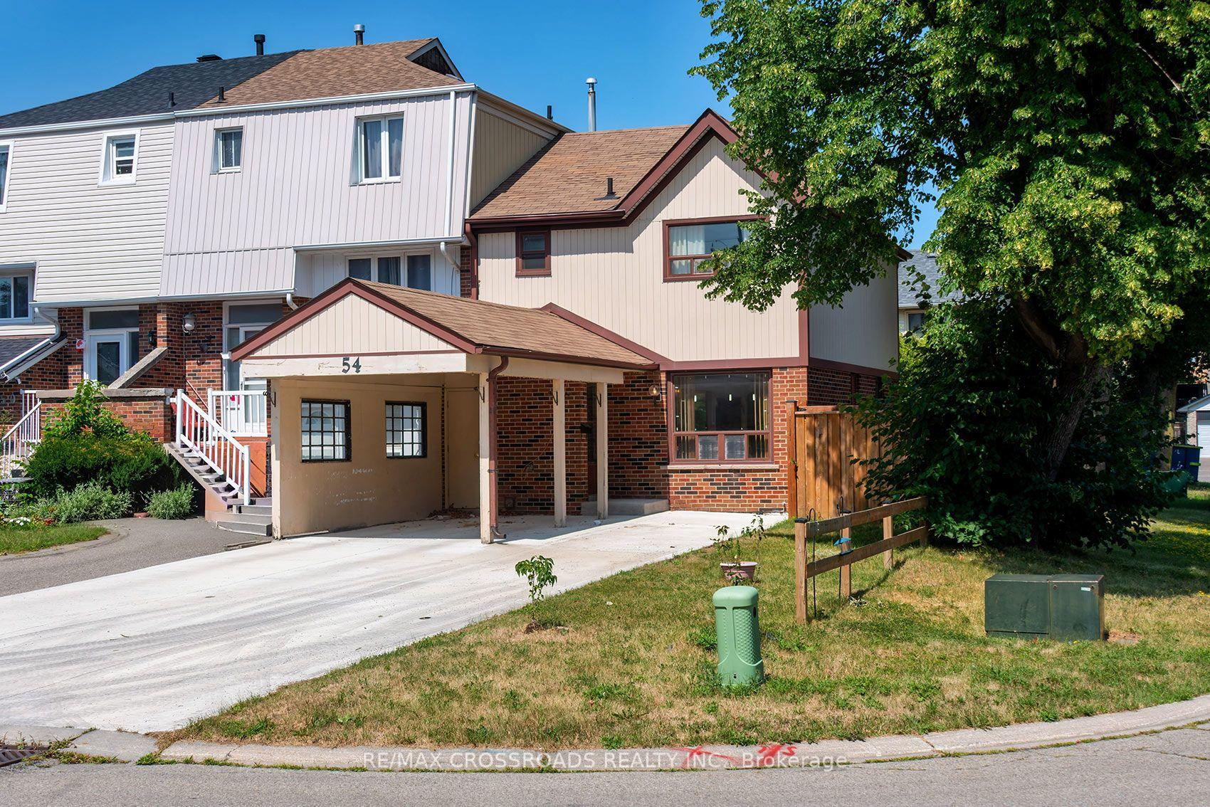 54 Omega Square, Brampton, ON, exterior