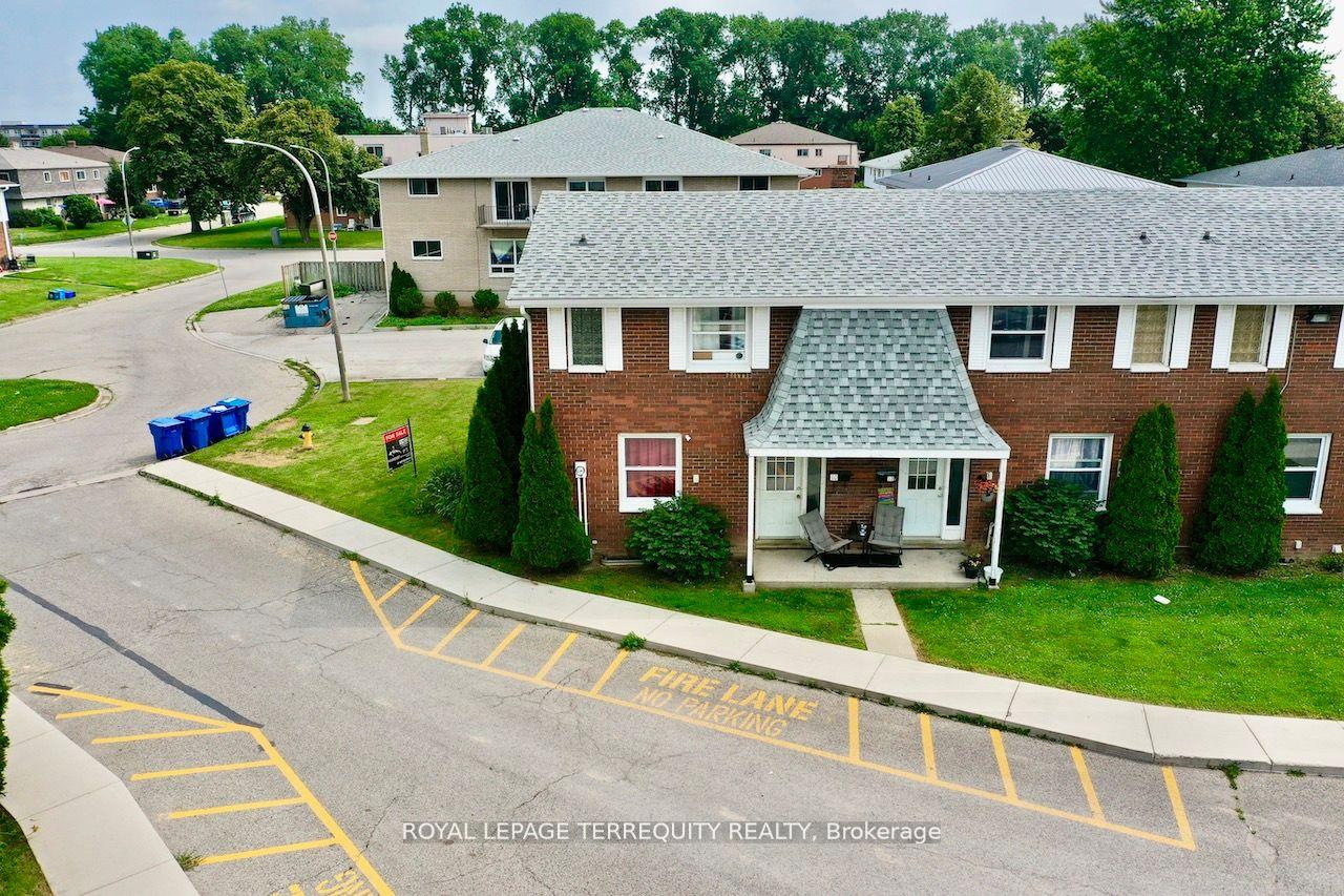 10 Orchard Place, Chatham-Kent, ON, exterior