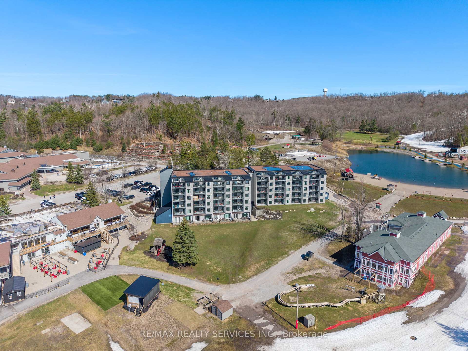 501 - 80 Horseshoe Boulevard, Oro-Medonte, ON, exterior
