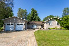 8399 Rowan Drive, Greely - Metcalfe - Osgoode - Vernon and Area, ON, exterior