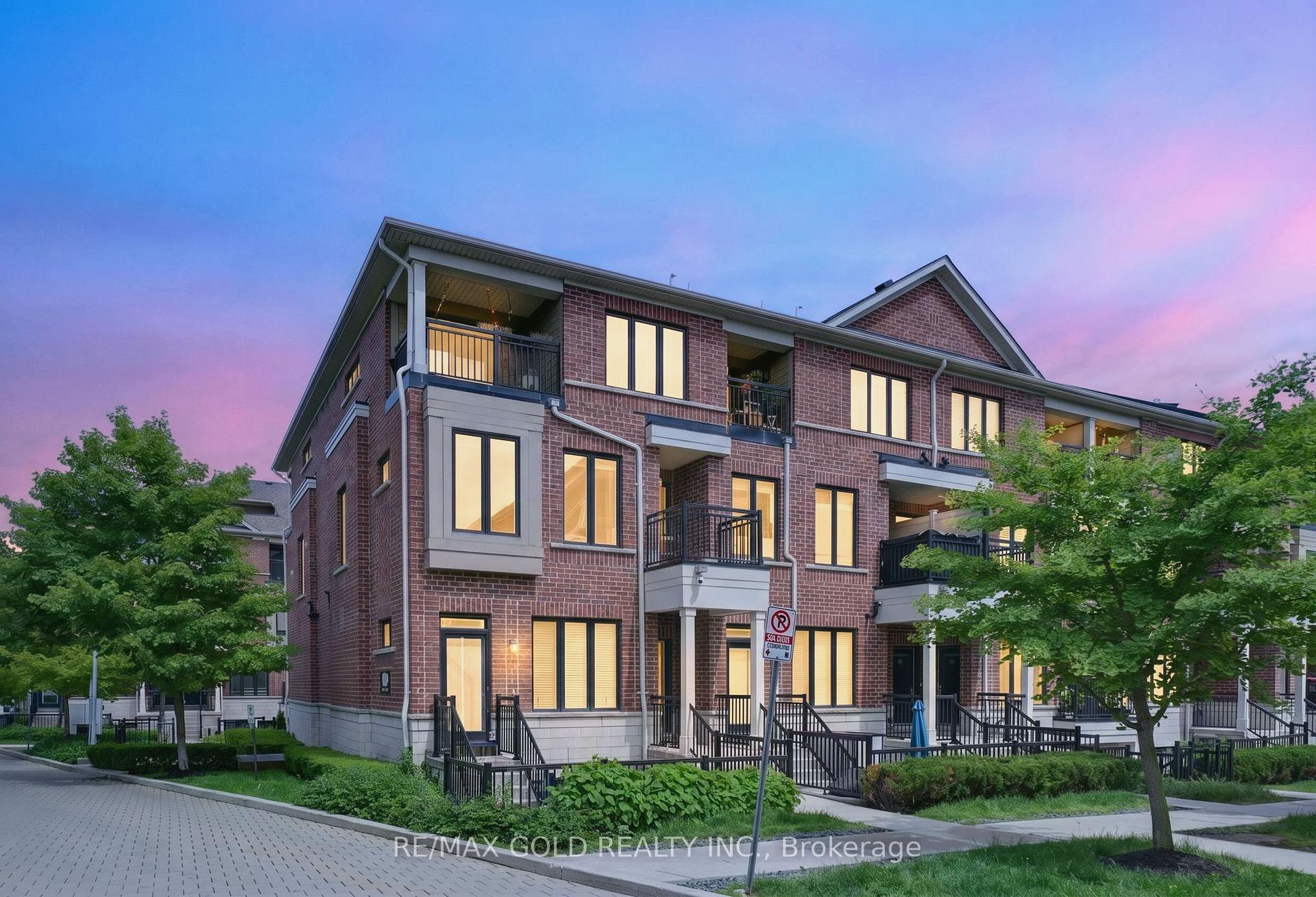 92 - 30 Carnation Avenue, Toronto W06, ON, exterior